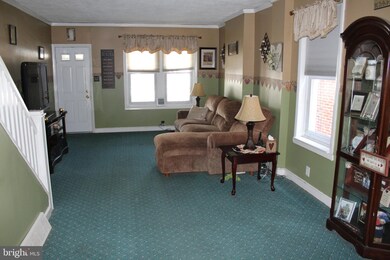 1315 E 9th St, Crum Lynne, PA 19022 - photo 7