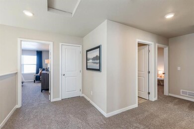 610 Prairie View Dr, West Branch, IA 52358 - photo 7