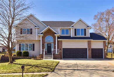 4 bedroom, 3.5 bath home on a quiet cul-de-sac in 