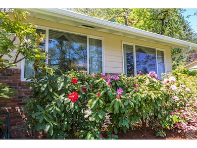 3300 Fillmore St, Eugene, OR 97405 - photo 2