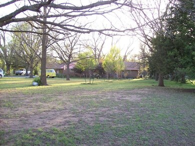 105 W Rock Creek Dr, Cache, OK 73527 - photo 7