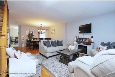 211 Alter Ave, Staten Island, NY 10305 - photo 5