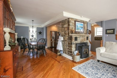 51 Shore Rd, Lake Hopatcong, NJ 07849 - photo 4