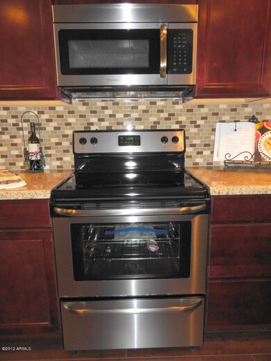 NEW UPGRADED STAINLESS APPLIANCES
