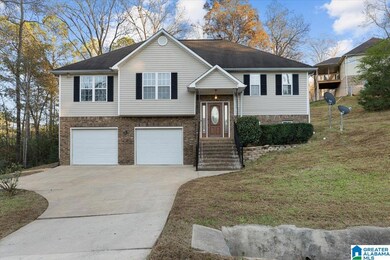 33 Oakbrook Cir, Cleveland, AL 35049 - photo 2