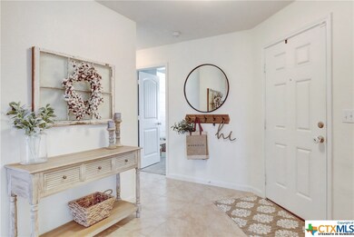 420 Kingfisher Ln, Kyle, TX 78640 - photo 5