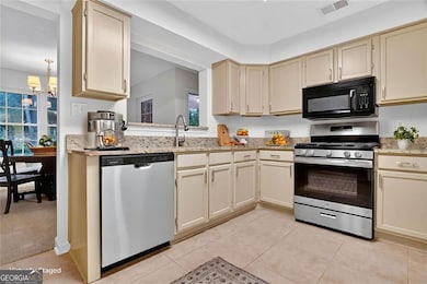 6023 Coventry Cir, Alpharetta, GA 30004 - photo 5