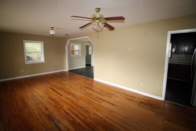 302 S College St, Sparks, GA 31647 - photo 6