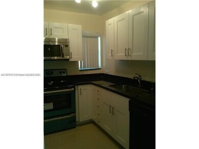 5614 Taylor St unit B, Hollywood, FL 33021 - photo 6