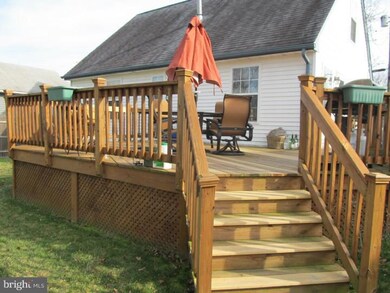 337 E Clayton Ave, Clayton, NJ 08312 - photo 2