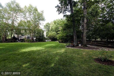 6305 Oak Stone Ct, Clifton, VA 20124 - photo 4