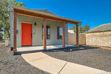 1008 Dawson St, San Antonio, TX 78202 - photo 4