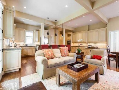 Den/Family/Great Room.