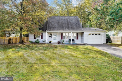 12403 Round Tree Ln, Bowie, MD 20715 - photo 4