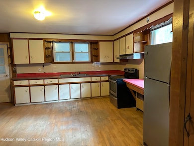 4649 Ccrt 9, New Lebanon, NY 12125 - photo 4