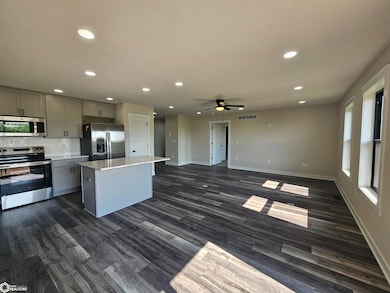 1550 Edgewood Dr, Carroll, IA 51401 - photo 7