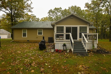 24900 Englewood Ln, Lebanon, MO 65536 - photo 5