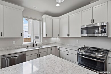3155 Morgan Loop- Quartz Countertops
