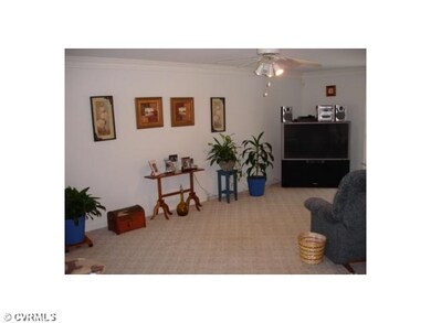 Living Room - Huge Living Room