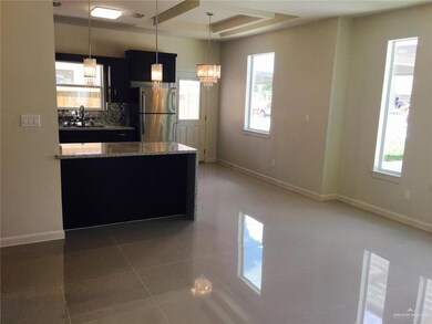 1707 W Garrison Dr unit 2, Pharr, TX 78577 - photo 5