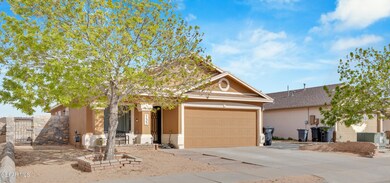 733 Desert Sage Dr, Horizon City, TX 79928 - photo 3