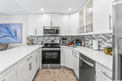 1006 Green Pine Blvd unit 61, West Palm Beach, FL 33409 - photo 7