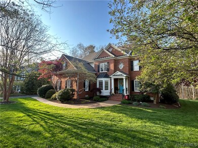 View of front of house featuring a front lawn