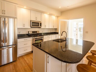 Stainless steel appliances, granite...