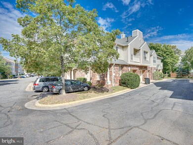 45050 Brae Terrace unit 201, Ashburn, VA 20147 - photo 5