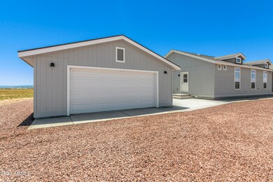 2259 W Hard Cider Tr, Paulden, AZ 86334 - photo 7