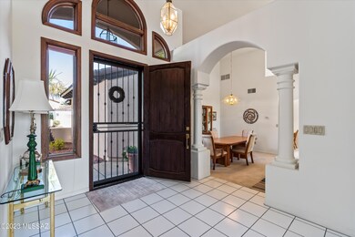 06-Entryway