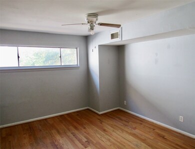 907 Heights Blvd unit 1, Houston, TX 77008 - photo 7