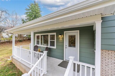 All new vinyl railings on porch