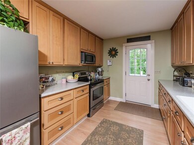 4 Triple Oaks, York, ME 03909 - photo 4