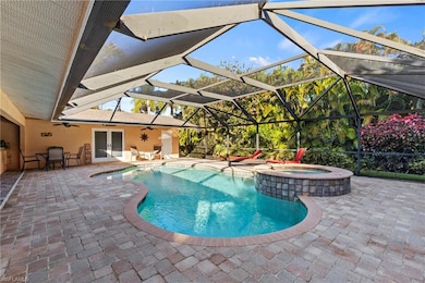 2569 Outrigger Ln, Naples, FL 34104 - photo 3
