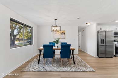 4085 Huntington Forest Blvd, Jacksonville, FL 32257 - photo 4