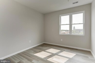 1923 Ashland Ave unit 402, Baltimore, MD 21205 - photo 6