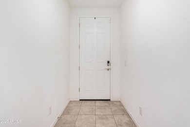 8827 S 67th Dr, Phoenix, AZ 85339 - photo 5