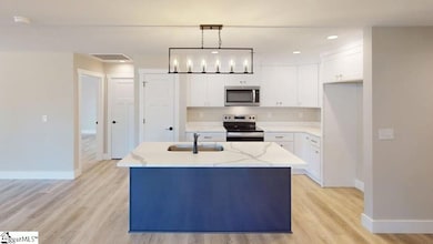 1172 W Rutledge Ave, Gaffney, SC 29341 - photo 3