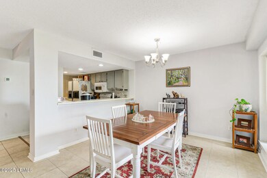 207C Palmetto Bay Villas-5