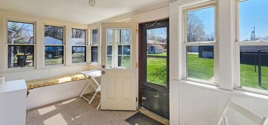 915 Center St, New Ulm, MN 56073 - photo 4