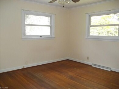 930 Breeze Hill Rd, Asheboro, NC 27203 - photo 5