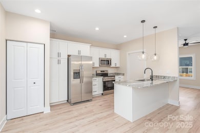 120 Lookout Rd, Asheville, NC 28804 - photo 6