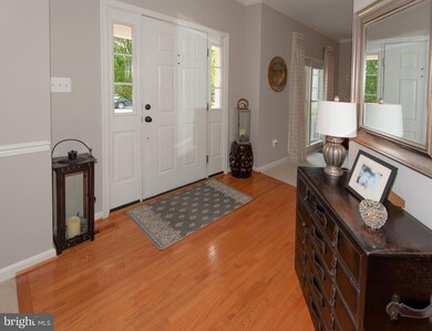 814 Lamoka Dr, Odenton, MD 21113 - photo 5