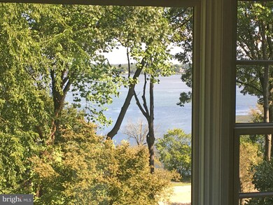 7215 Park Terrace Dr, Alexandria, VA 22307 - photo 5