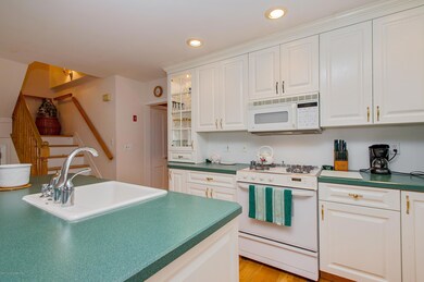 05_1781BelmarBlvd_177_Kitchen_HiRes