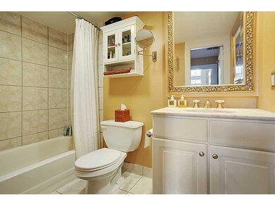 Master Bath/Spa.