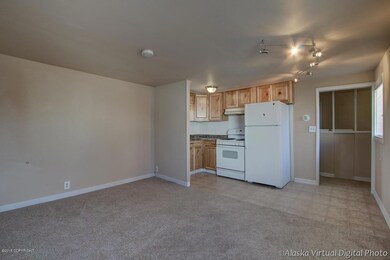 Living Room/Kitchen