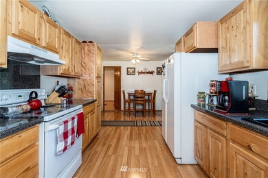 134 Valley Meadows Loop, Chehalis, WA 98532 - photo 7