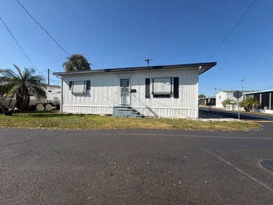 424 Mockingbird Ave, Winter Haven, FL 33881 - photo 3